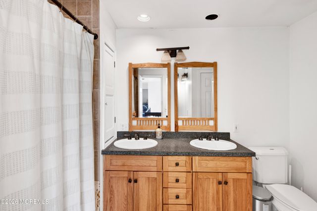 14 Line Road 1, Holmdel, NJ 07733