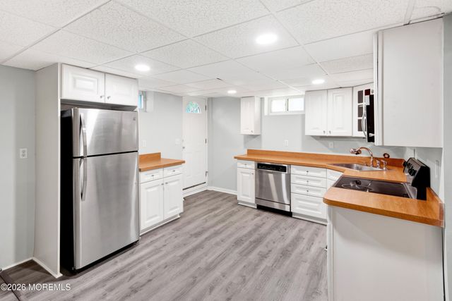 14 Line Road 1, Holmdel, NJ 07733