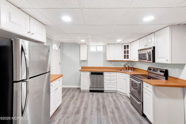 14 Line Road 1, Holmdel, NJ 07733