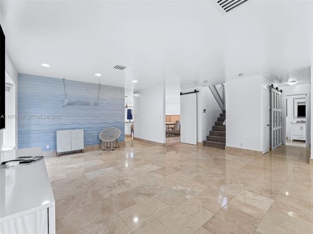 10281 NW 32nd St, Sunrise, FL 33351