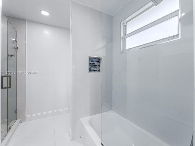 10281 NW 32nd St, Sunrise, FL 33351