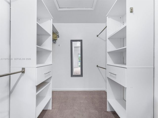 10281 NW 32nd St, Sunrise, FL 33351