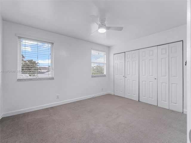 10281 NW 32nd St, Sunrise, FL 33351