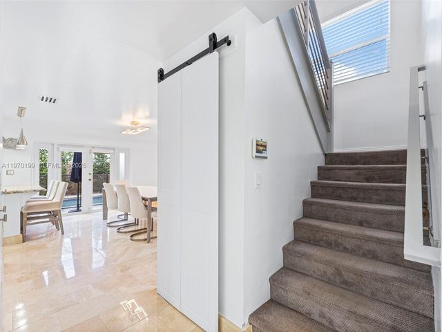 10281 NW 32nd St, Sunrise, FL 33351