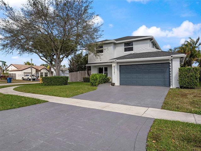 10281 NW 32nd St, Sunrise, FL 33351