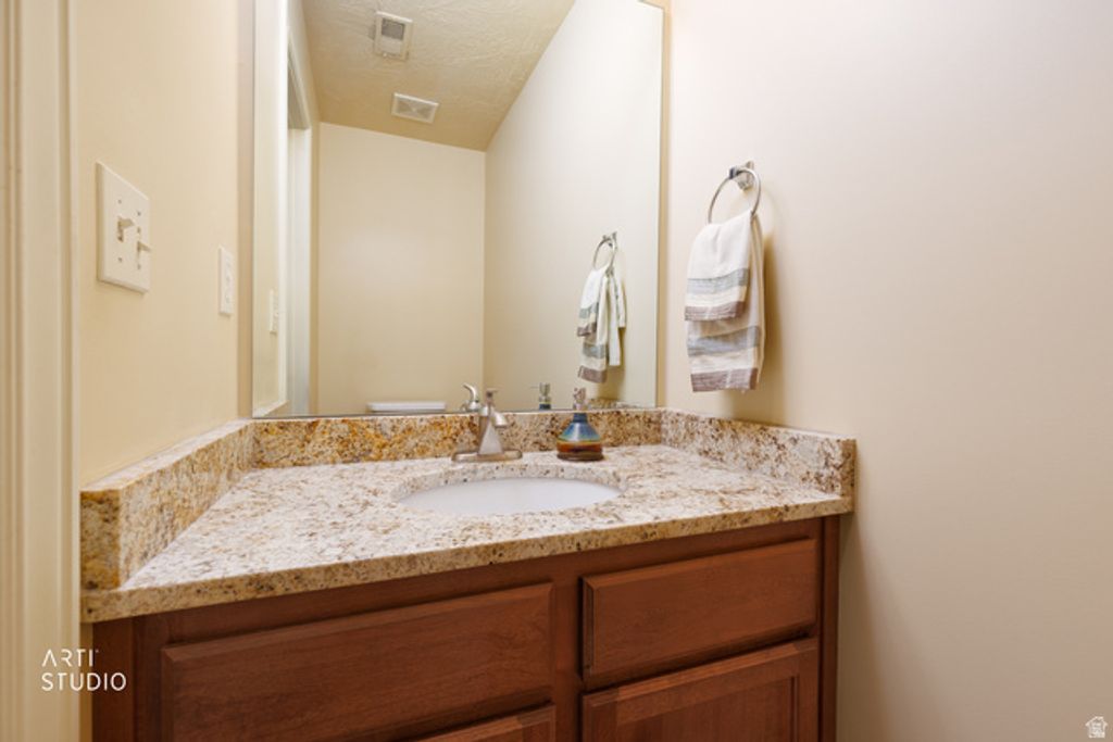 Image 16 of property listing at 6761 S 950 E, Midvale, UT 84047