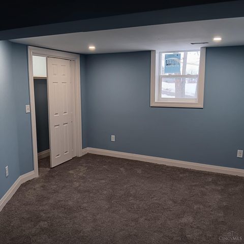 3064 Mchenry Avenue, Cincinnati, OH 45211