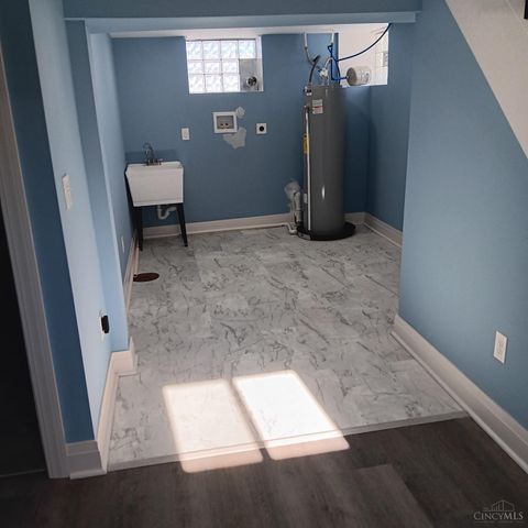 3064 Mchenry Avenue, Cincinnati, OH 45211