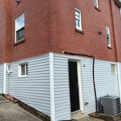3064 Mchenry Avenue, Cincinnati, OH 45211