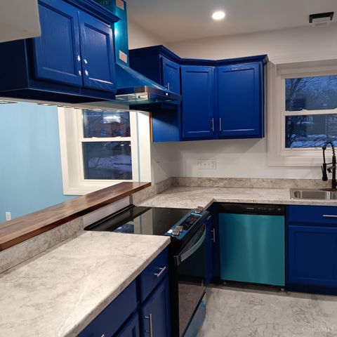 3064 Mchenry Avenue, Cincinnati, OH 45211