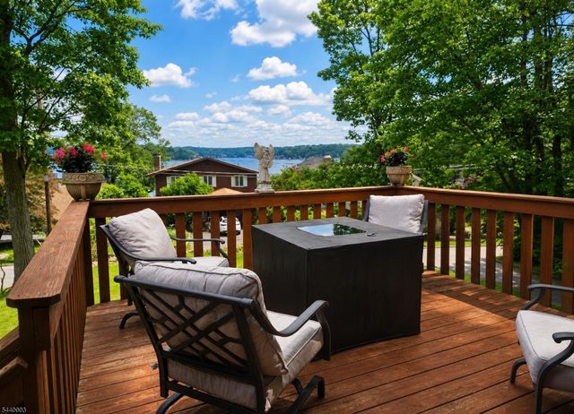 22 Lines Ave, Hopatcong Boro, NJ 07843