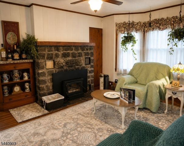 22 Lines Ave, Hopatcong Boro, NJ 07843