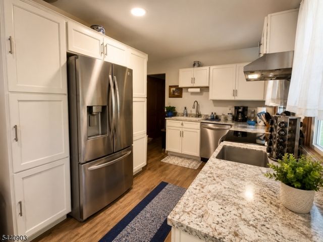 22 Lines Ave, Hopatcong Boro, NJ 07843
