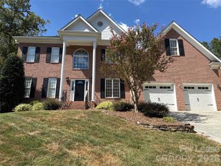 7011 Edenderry Drive, Charlotte, NC 28270