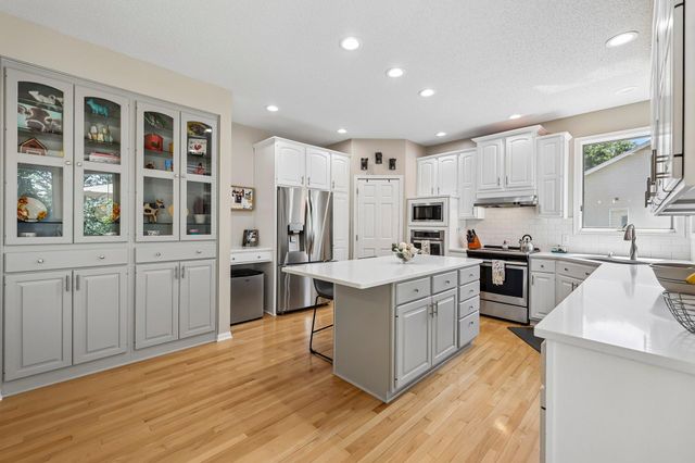 1149 River Ridge Road, River Falls, WI 54022