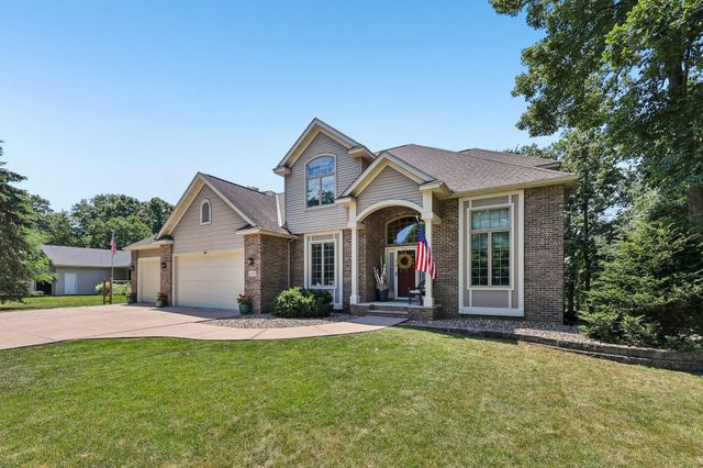 1149 River Ridge Road, River Falls, WI 54022