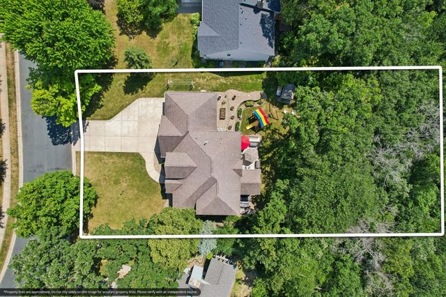 1149 River Ridge Road, River Falls, WI 54022