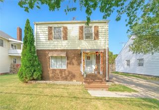 13328 West Avenue, Cleveland, OH 44111