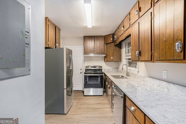 864 Northview Drive, Forest Park, GA 30297