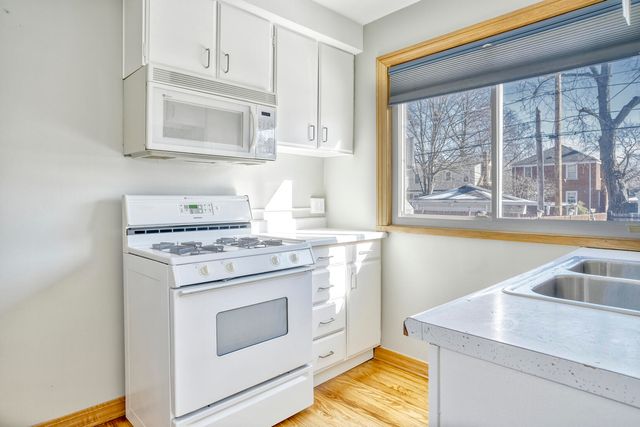 8147 Hohman Avenue, Munster, IN 46321