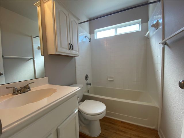 1806 Dublin DR, Leander, TX 78641