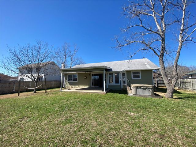 1806 Dublin DR, Leander, TX 78641
