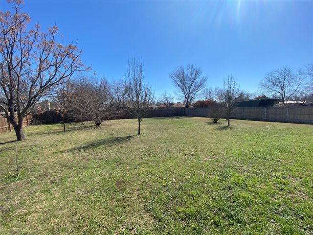 1806 Dublin DR, Leander, TX 78641