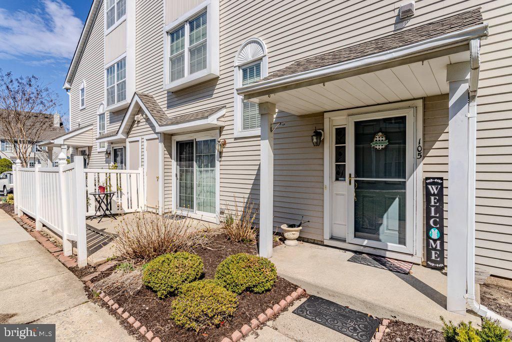 105 WHARTON RD, Mount Laurel, NJ 08054