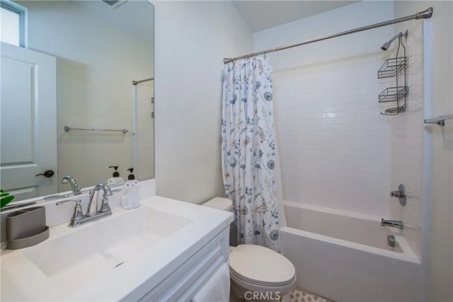 2888 E E Berry Loop Privado 44, Ontario, CA 91761