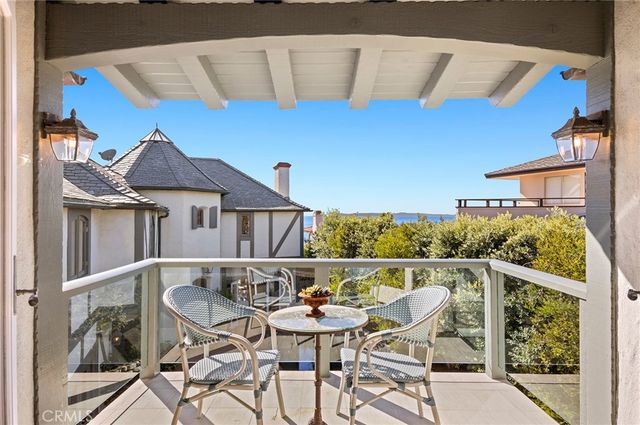 203 Crescent Bay Drive, Laguna Beach, CA 92651
