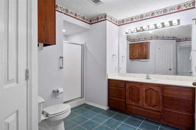 302 Blue Ribbon Road, Waxahachie, TX 75165