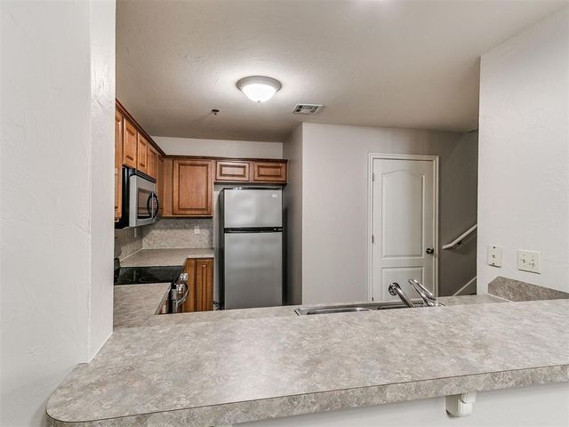 2634 Featherstone Road B, Oklahoma City, OK 73120