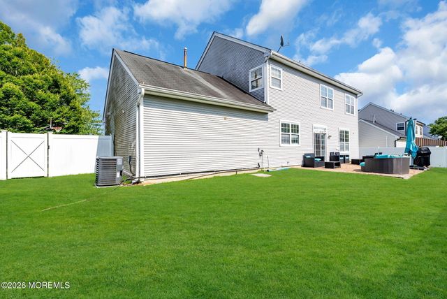 19 Vanderveer Road, Freehold, NJ 07728
