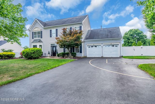 19 Vanderveer Road, Freehold, NJ 07728