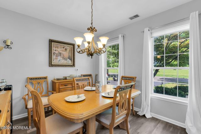 19 Vanderveer Road, Freehold, NJ 07728