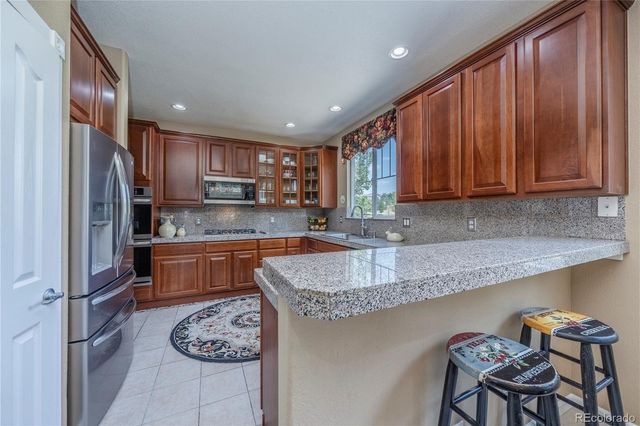 7116 S Flat Rock Court, Aurora, CO 80016