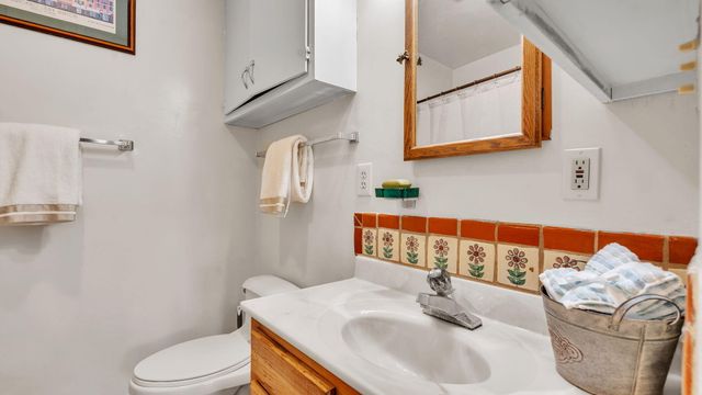 103 Spruce Street, Santa Fe, NM 87501