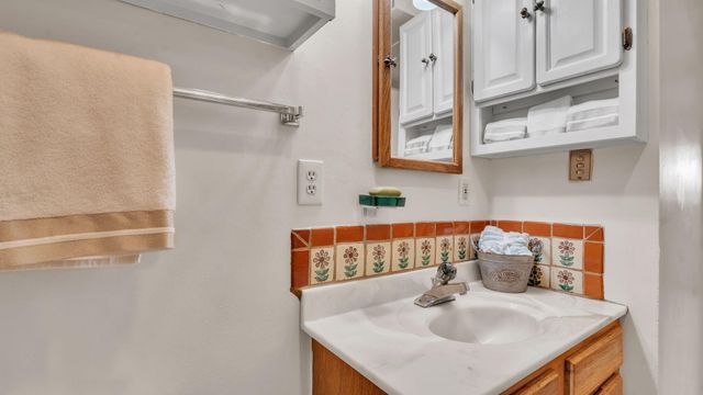 103 Spruce Street, Santa Fe, NM 87501
