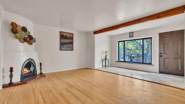 103 Spruce Street, Santa Fe, NM 87501