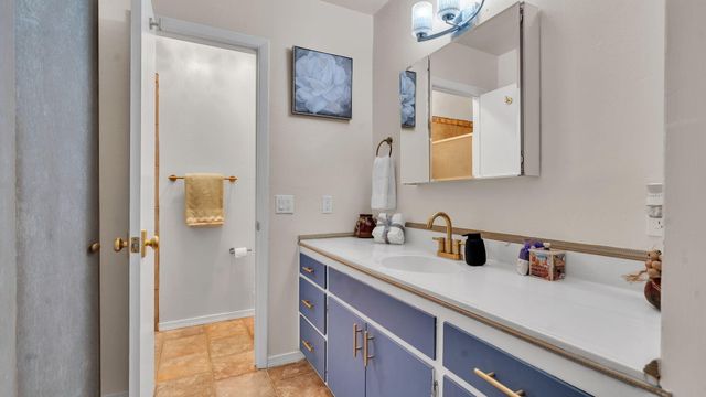 103 Spruce Street, Santa Fe, NM 87501