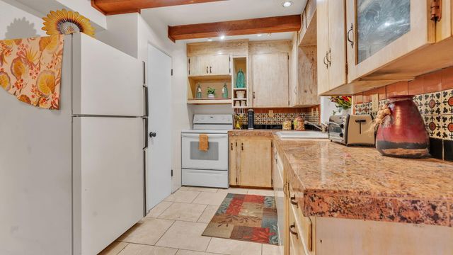 103 Spruce Street, Santa Fe, NM 87501