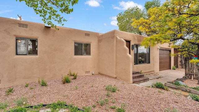 103 Spruce Street, Santa Fe, NM 87501