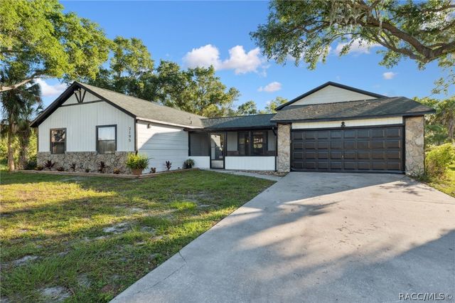 2195 N Slewfoot Path, Crystal River, FL 34429