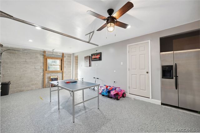 2195 N Slewfoot Path, Crystal River, FL 34429