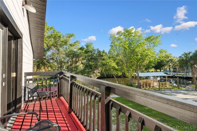 2195 N Slewfoot Path, Crystal River, FL 34429