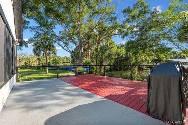 2195 N Slewfoot Path, Crystal River, FL 34429