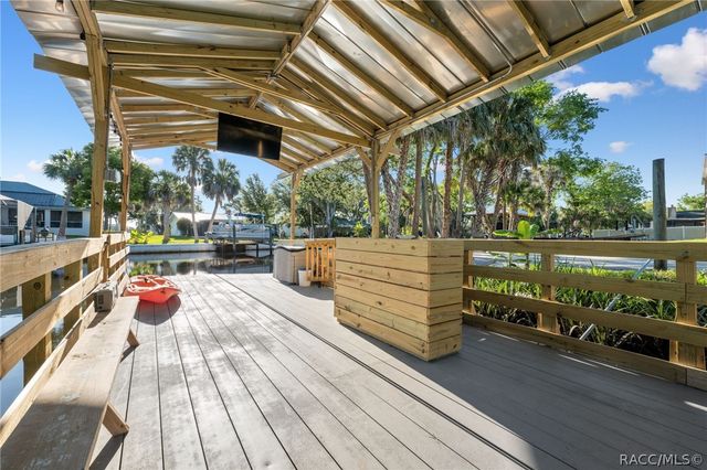 2195 N Slewfoot Path, Crystal River, FL 34429