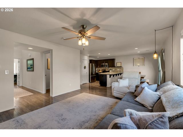 11712 Ne 130TH Ave, Vancouver, WA 98682