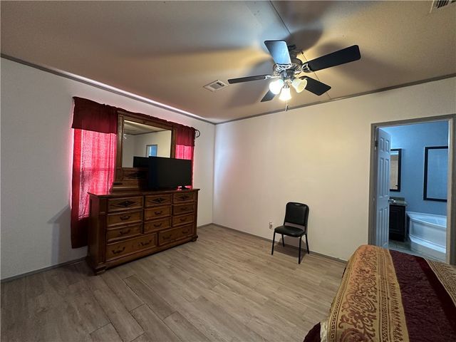 6038 Horizon Dr, Corpus Christi, TX 78408