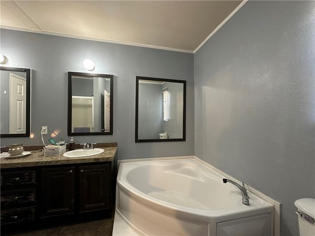 6038 Horizon Dr, Corpus Christi, TX 78408